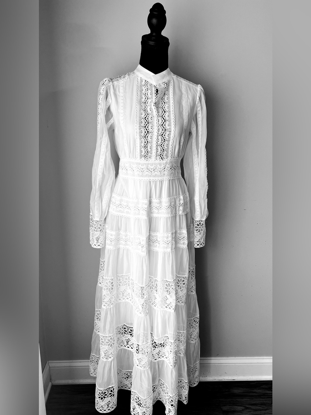 Commense semi sheer lace panel maxi dress without belt - Picture 5 of 10
